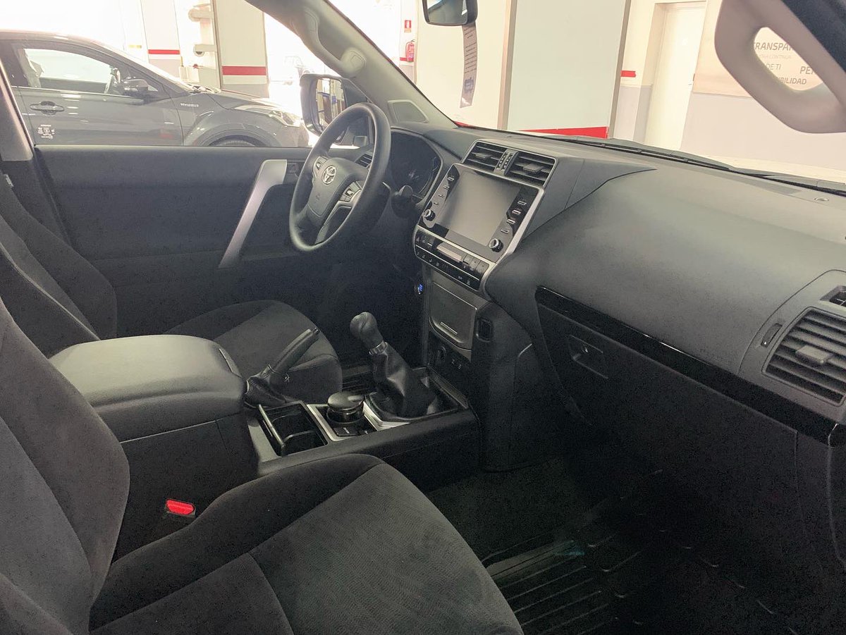 QuieroComprarunCoche tweet media