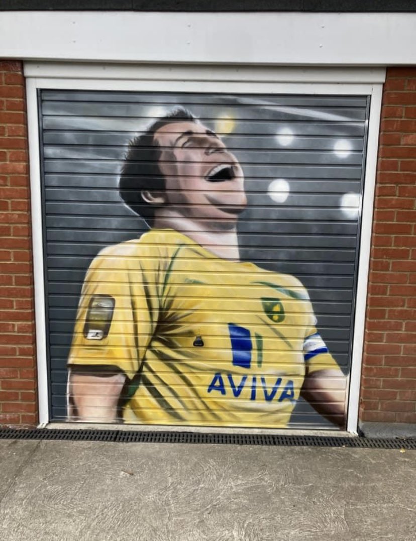 RobSaunders23's tweet photo. @Grantholt31 What a legend! https://t.co/HnnWJJshlk