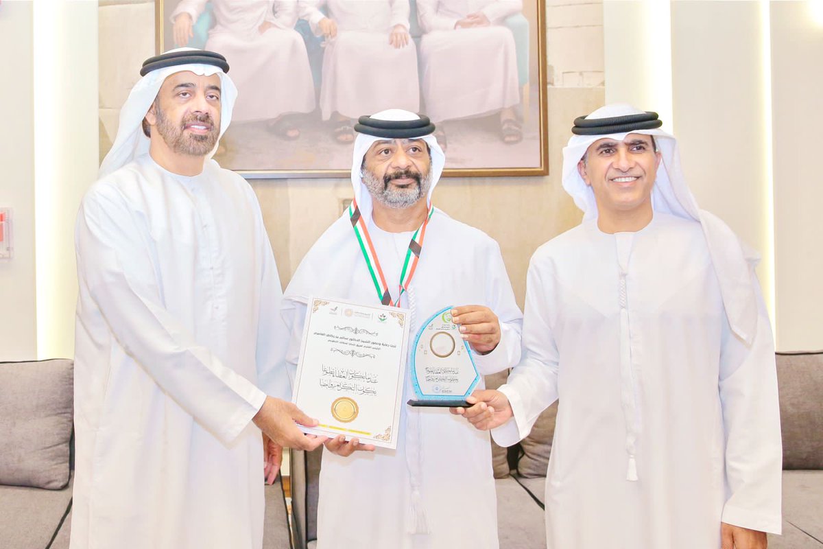 Mr. Khalid Bawab Dad, AKCAF Association Director Board member, being awarded by H.E. Engineer Sheikh Salem Bin Sultan Bin Saqr Al-Qasimi &amp; H.E. Sheikh Dr.Salem BalRakkad Alameri for supporting in Volunteers Programs in Dubai deep from his heart. <a href="/CDA_Dubai/">CDA Dubai</a>