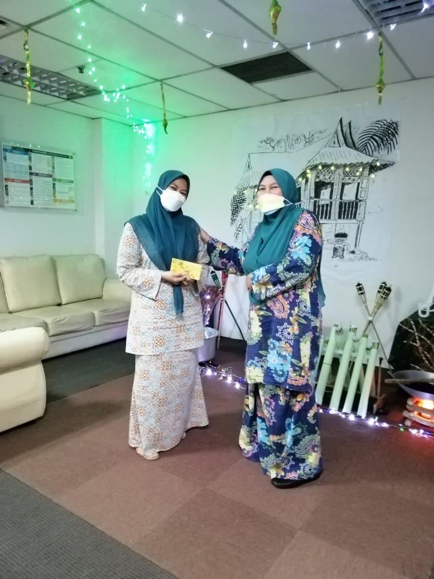 SarimahBtAhmad2's tweet photo. Success is a measure of the commitment, sacrifice, and pain we’re willing to endure to achieve dream.
Special thanks utk team UPPP.
#Riang-ria seblm beraya
#teamworkmakesthedreamwork
@UPPPCpab
@JKRCPAB https://t.co/2ef33CBpKP