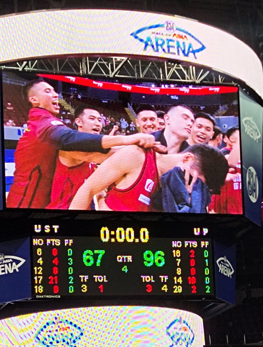 MaroonGirl tweet media