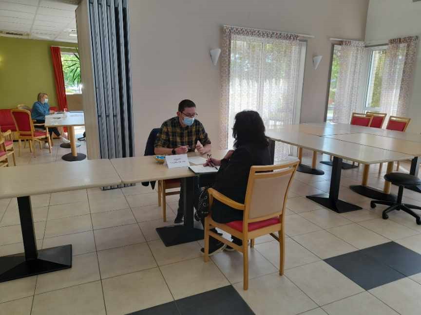 JulienPro2's tweet photo. Hier les demandeurs d'emploi ont pu découvrir les métiers du service à la personne et rencontrer des professionnels au sein d'une structure d'accueil
➡️immersions et de contrats à la clé ! 👍👍👍
#crefo #asapad @catheri08693203 https://t.co/kKMheixMyi