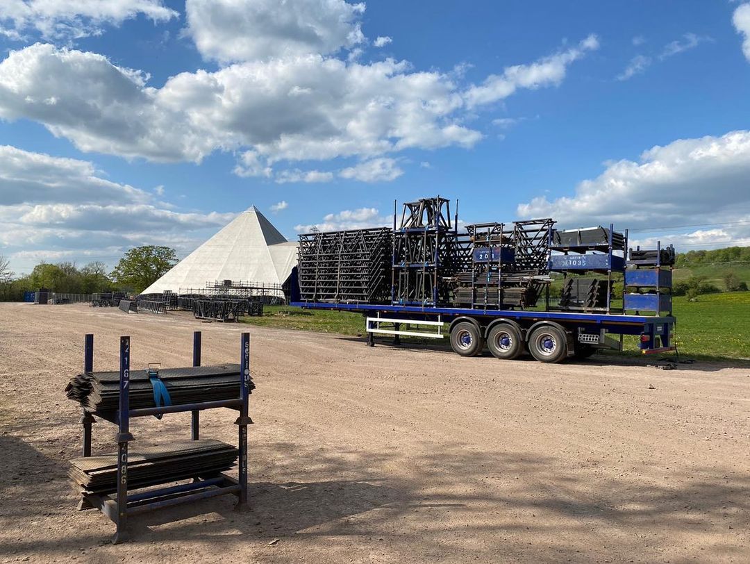 Glasto Fest Feed tweet media