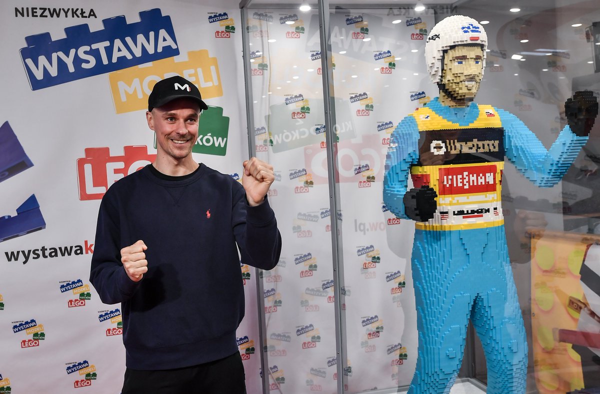 Press Focus tweet media