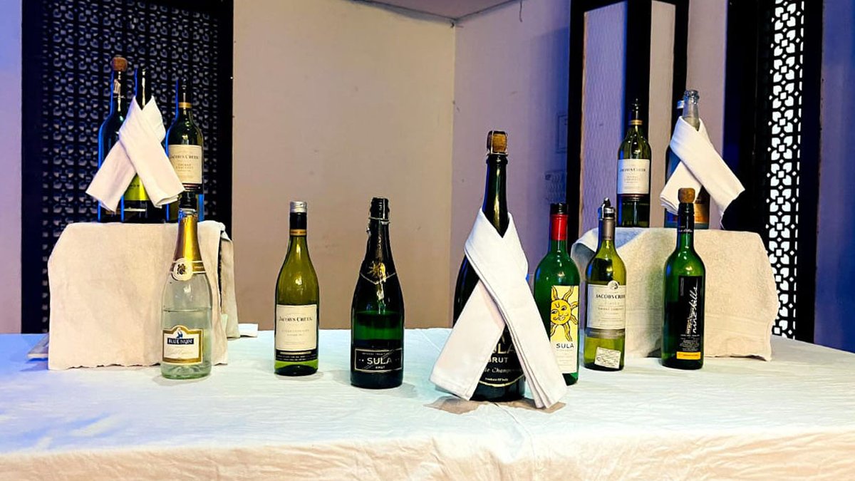 yespunjab's tweet photo. Innocent Hearts Group of Institutions organizes Wine Tasting Workshop
https://t.co/bHSlc90WTc
#InnocentHearts #InnocentHeartsGroup #Wine #WineTastingWorkshop #Jalandhar #Punjab #YesPunjab https://t.co/2kmMkfBYVC