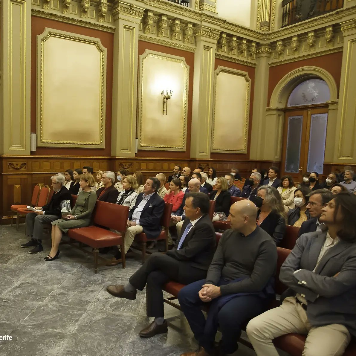 III Edición de Premios Santa Cruz Sostenible, que ponen en valor el fomento y la defensa de la sostenibilidad. Este año los galardonados fueron Don Juan José Bacallado Aránega y la Fundación Neotrópico.
<a href="/santacruz_ayto/">Ayuntamiento de Santa Cruz de Tenerife</a>
<a href="/BermudezSCT/">José Manuel Bermúdez</a>
<a href="/carlostarife/">Carlos Tarife</a>
