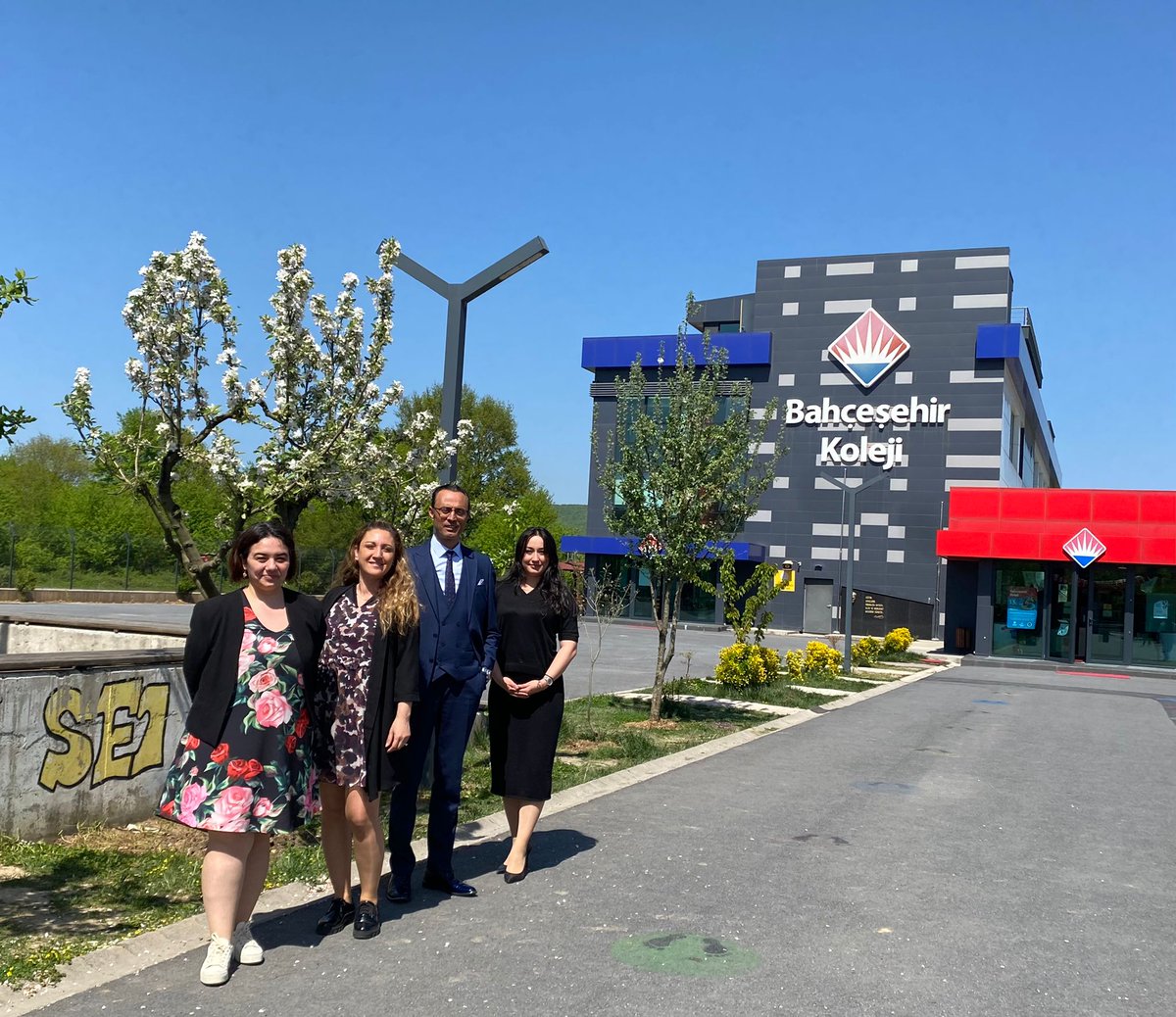 DenizKCoskun's tweet photo. It was a pleasure to meet with @BkOmerli Team today! We had a fruitful feedback session on how to better implement our program. Sincere gratitudes to our principal Mr. @mduranoznacar and the whole team for their hospitality. @ErkenCocukluk @ozgeeasln @bkmatthewbenton @VahapIk3 https://t.co/kXkiFK2Aah