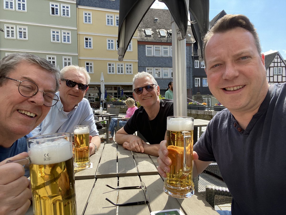 JimiKirkpatrick's tweet photo. Such a nice day in this beautiful town….it’d be rude not to!!🍺🍺
#BrendanOneill
#GerryMcAvoy
#BandOfFriends
#TaschamKornmarkt
#RoryGallagher
#wetzlar https://t.co/JZN6PvJxSr