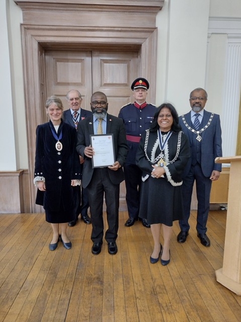 @RBKMayor parlour to present community awards nominated by @RBKMayor. A fantastic group of committed people serving their community. @MPSKingston @samaritans, people tacking race inspired hatred and youth crime and supporting the community during COVID. A privilege to be there.