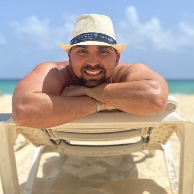 joyner29's tweet photo. #NuevaFotoDePerfil https://t.co/9TPvBZV7NV