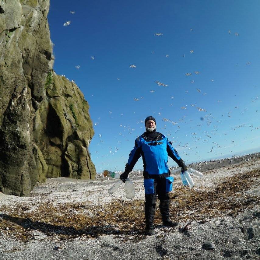 EFT_project's tweet photo. Shoutout to our amazing speaker and adviser - Klim Kolosov (KK). We believe that his broad experience as editor at diving magazine, member of #RGS, and #ExplorersClub speaker, and genuine desire to fight for the better planet will help significantly in the project's growth!🐢🤩 https://t.co/nFeNmAmpBB