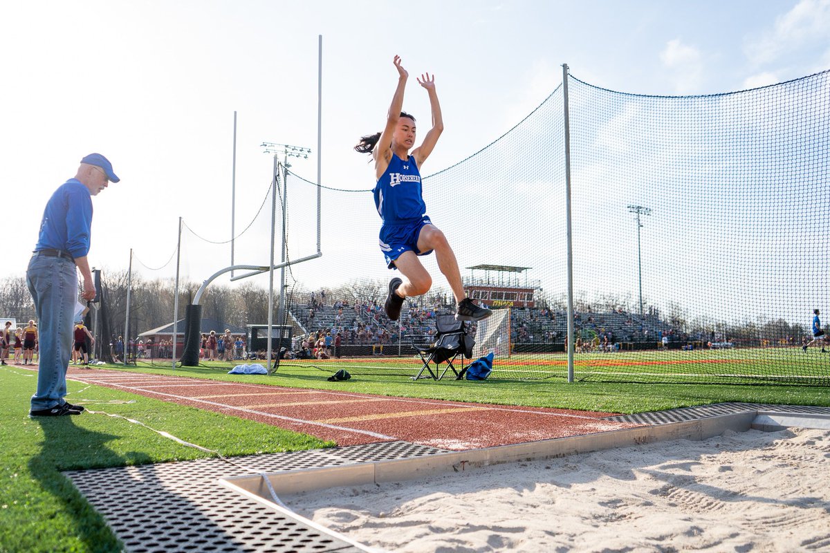 avaxthomas's tweet photo. Here are some photos of the Horseheads Track Team that I took on Monday! @HorseheadsAD 
See more here: https://t.co/xTB54gdFm1 https://t.co/fxFk0U0fk9