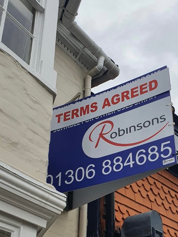 Robinsons tweet media