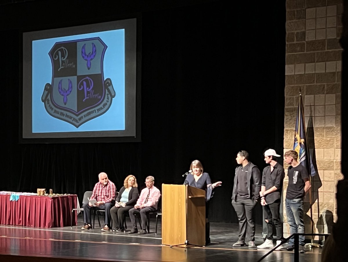 GADMICH's tweet photo. CONGRATULATIONS to the Pellerin Center Phoenix Award Winners! &amp; the Graduating Seniors. Thank You to the dedicated staff who recognized the academic excellence of the Class of 2022! https://t.co/WU1uhdSUxW