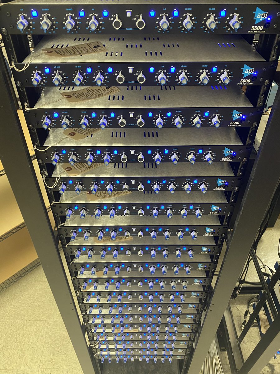 ThisIsAPIaudio's tweet photo. Take your mix to new heights with the 5500 Dual Equalizer. #apiaudio #api5500 https://t.co/MHpxY8E6rj