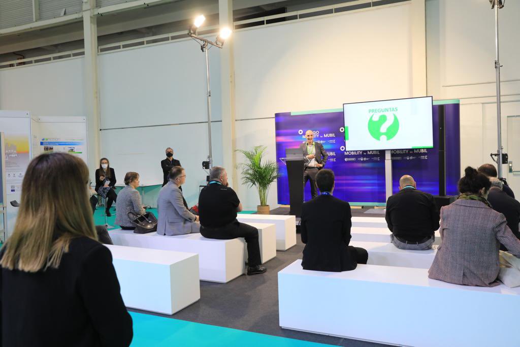 mubilexpo's tweet photo. Atzoko egunean bezala, #GOMOBILITY2022 by Mubil azokan Exhibitor/s Gunean, enpresa erakusketarien lana ezagutzeko aukera izango duzu 15 minutuko hitzaldiak.
⬇️
🔗https://t.co/212CNnIatn
#exhibitorscorner #GoMobility #Mubil https://t.co/ghghknGQtk