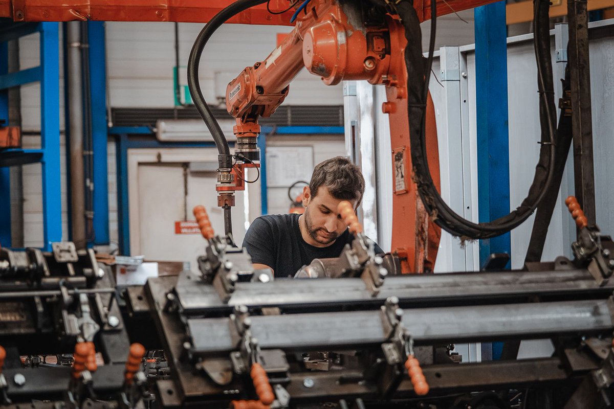 QRM4.0 (@qrm4_0) on Twitter photo Project partner POM Limburg on a company visit to Factory of the Future Provan for a masterclass on Quick Response Manufacturing (QRM) in the context of Smart Network Limburg.<a href="/PomLimburg/">POM Limburg</a> <a href="/InterregEMR/">🇪🇺 Interreg Euregio Meuse-Rhine 🇪🇺</a> <a href="/Sirris_be/">Sirris</a> <a href="/basse_meuse/">Basse-Meuse développement</a> <a href="/Technifutur/">Technifutur</a> <a href="/BL_SSC/">Brightlands Heerlen</a> <a href="/Fontys/">Fontys</a> <a href="/zuyd/">Zuyd Hogeschool</a> <a href="/Workitects/">Workitects</a> @sowalfin Project partner POM Limburg on a company visit to Factory of the Future Provan for a masterclass on Quick Response Manufacturing (QRM) in the context of Smart Network Limburg.<a href="/PomLimburg/">POM Limburg</a> <a href="/InterregEMR/">🇪🇺 Interreg Euregio Meuse-Rhine 🇪🇺</a> <a href="/Sirris_be/">Sirris</a> <a href="/basse_meuse/">Basse-Meuse développement</a> <a href="/Technifutur/">Technifutur</a> <a href="/BL_SSC/">Brightlands Heerlen</a> <a href="/Fontys/">Fontys</a> <a href="/zuyd/">Zuyd Hogeschool</a> <a href="/Workitects/">Workitects</a> @sowalfin