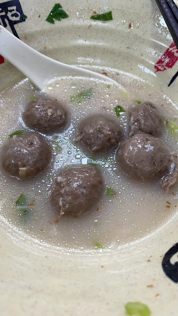 BardenSone's tweet photo. 手打牛肉丸丸子 https://t.co/jVFXBhu7G2