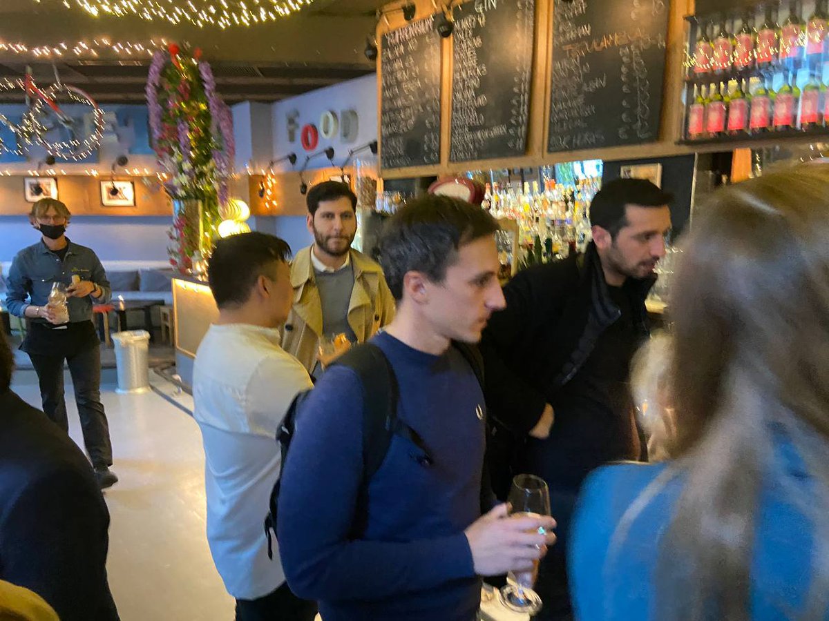 offchainglobal's tweet photo. Yesterday #OffChain #Milan had its first meeting! More than 40 people turned up to drink, socialize and talk about #blockchain 

Congratulations to @_Lucrezia_ who helped to co-organize this wonderful event! https://t.co/z5QVuJ4T45