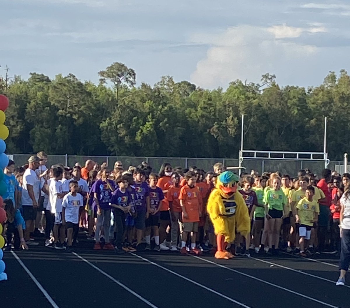 CrystalL239's tweet photo. Awesome night with @GGEseagulls running club! 🏃 https://t.co/nUVNlPm4B8