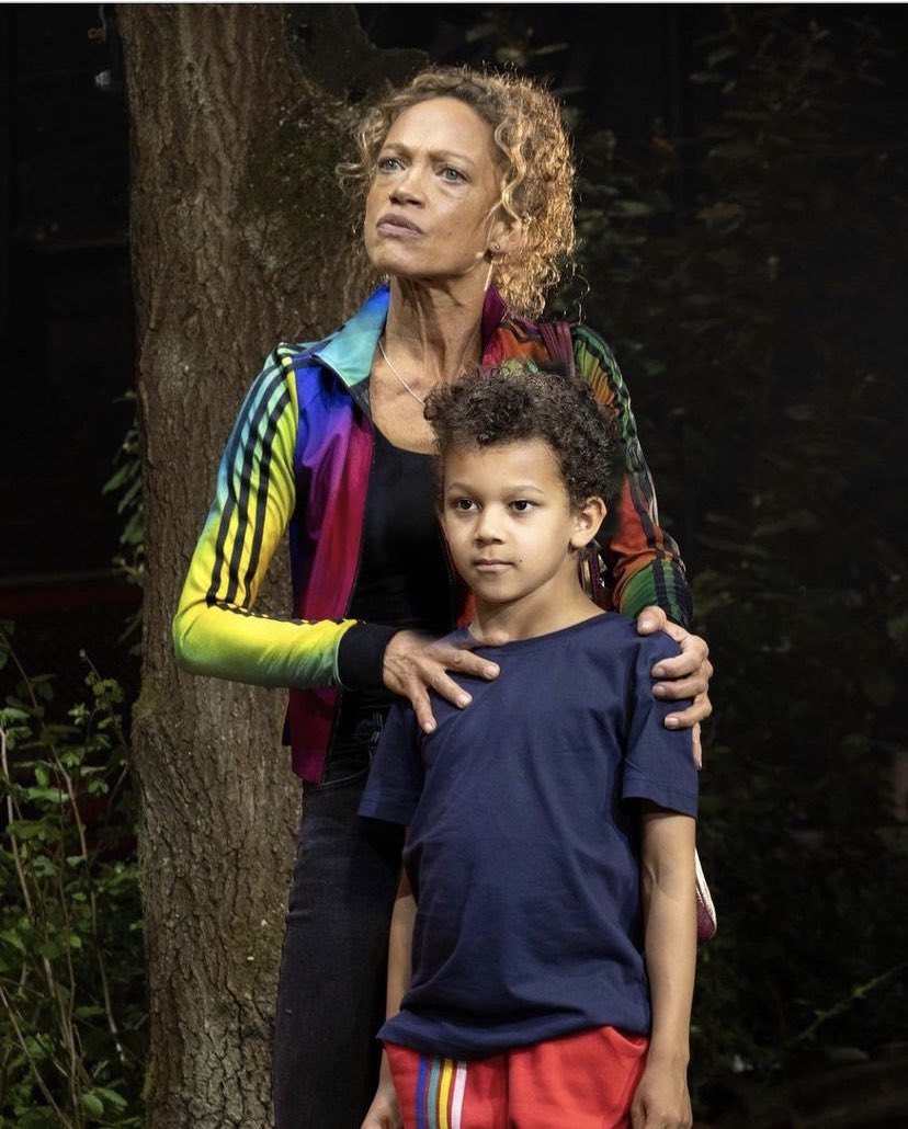 beacouk's tweet image. Wishing the company of @JerusalemPlay a fantastic opening night! Our brilliant chaperones will be working behind the scenes for it’s run at The Apollo Theatre in London’s West End! 🎭🌟 #jerusalem #westend #markrylance #chaperones #uktheatre #creativechildren