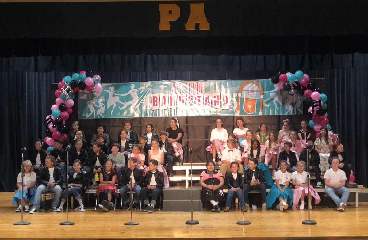 smblansett's tweet photo. We are excited and ready for the 5th grade performance! @PillowAcademy #greatdaytobeamustang https://t.co/rT2wkIBMqK