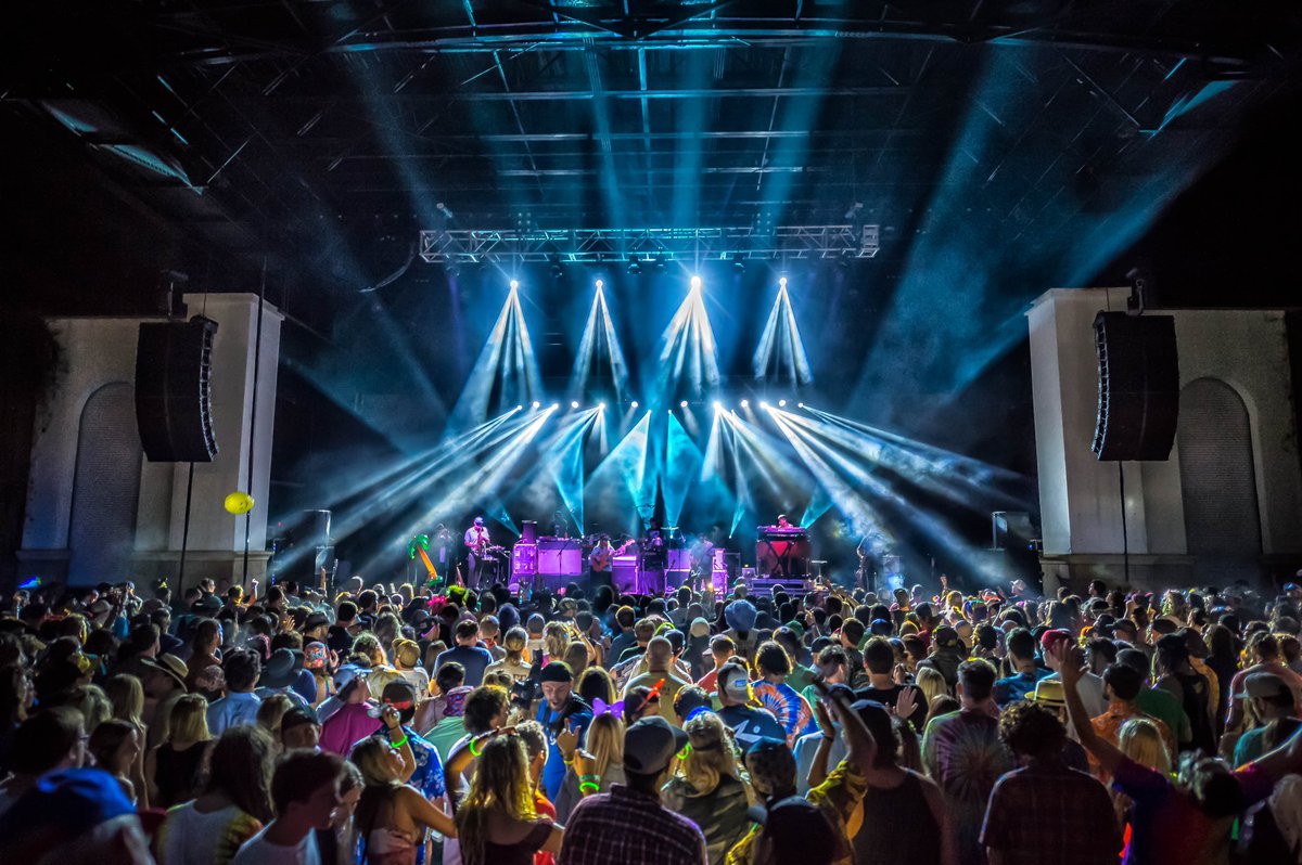 The time is near, #FunkFools. Secure your ticket or hotel package, and get on board for the first #FoolsParadise in 5 long years.

🎫: foolsparadisefl.com