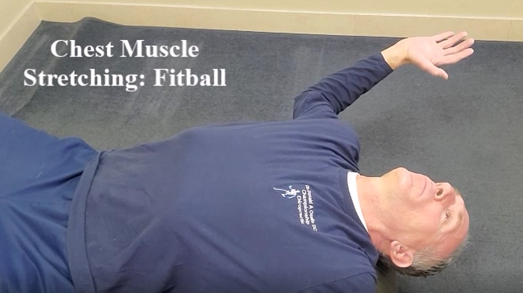 drdozellodc's tweet photo. Chest Muscle Stretching: Fitball
Dr Donald Ozello DC 
#vegas #chiropractor #chiropractic #sportsmedicine #cheststretch #pecstretch #posture #posturecorrection #posturecorrectionexercise #shoulderpain #stretching #fitball #shoulderimpingementsyndrome https://t.co/XTy4soaP1k https://t.co/RMptf4hfDv