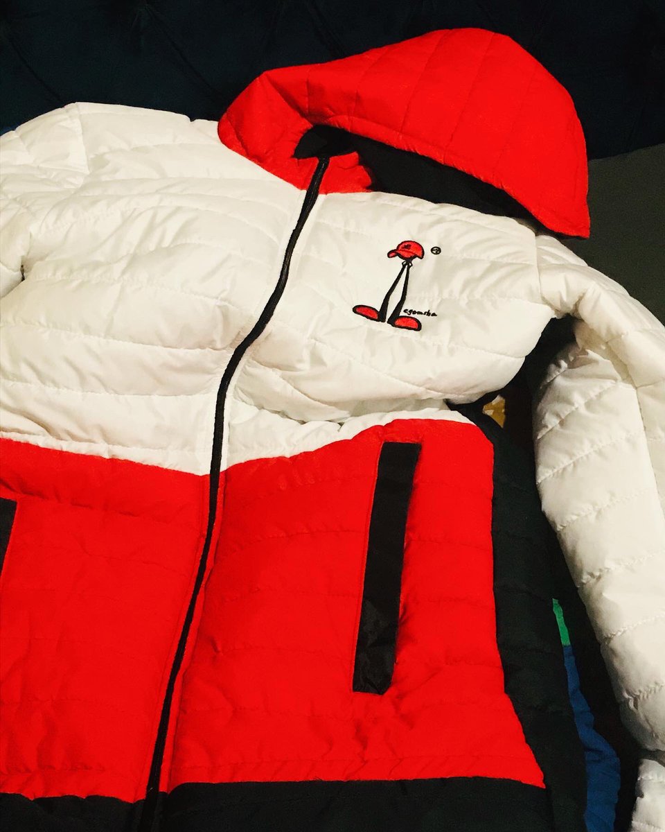LegomshaApparel's tweet photo. ** Legomsha Gear Three Tone Long Puffer Jacket 🧥 
** Only Available Through Order
** You can choose your favourite colours 
** We make the jacket from scratch and deliver it to your door steps within 10 working days 
** We courier nation wide 🚚 
Call or Whattsup 0814950206 https://t.co/KJhq4F0XqF