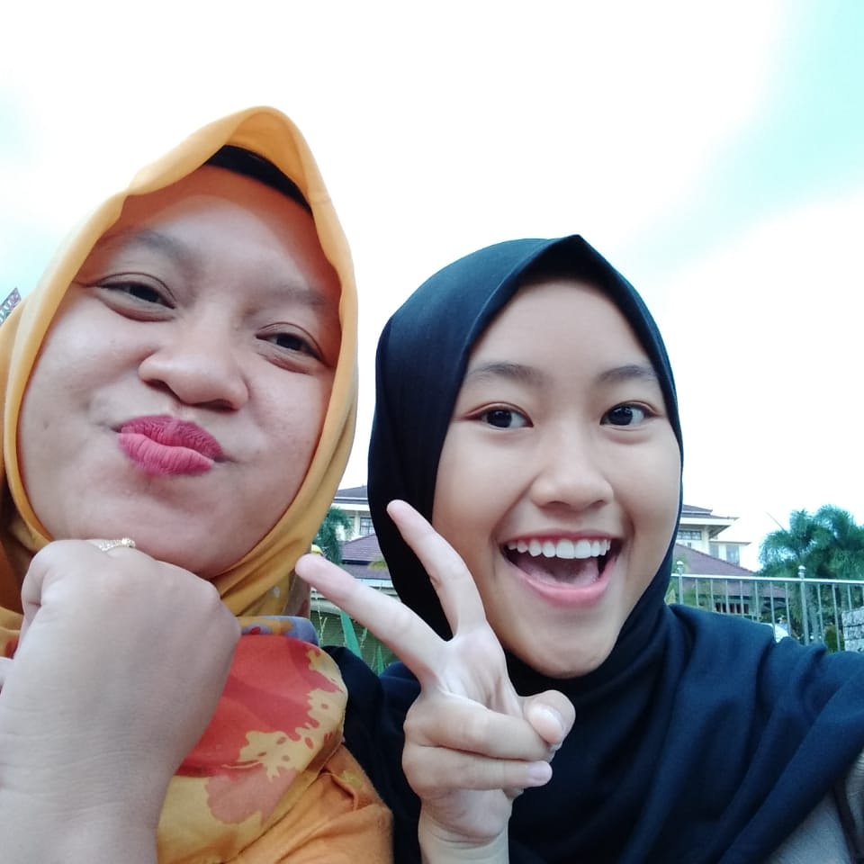 Cobluk cuplis tweet media