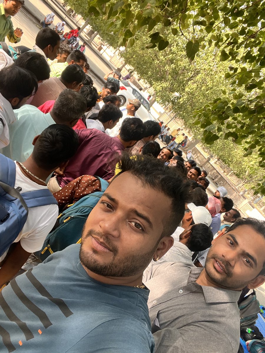 Pranshuv26's tweet photo. @journoshruti @thisissanjubjp @basicshiksha_up https://t.co/xLewueejZo