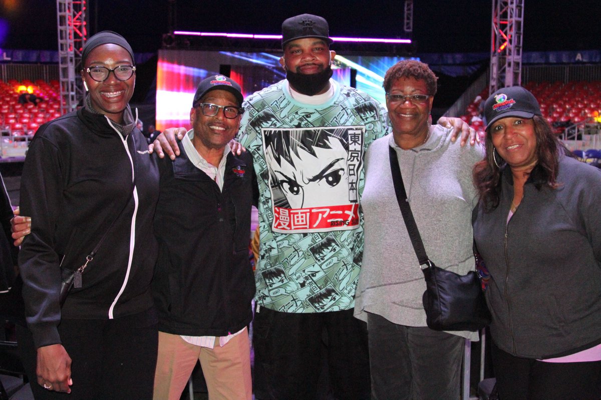 UniverSoul Circus tweet media