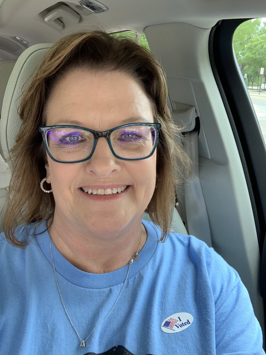 Melanie Graham tweet media