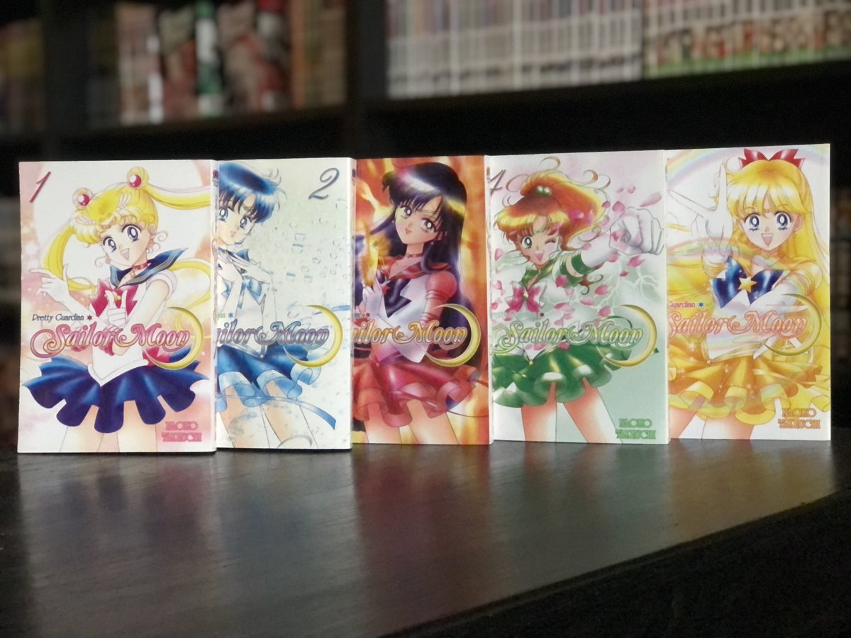 PhreshGen's tweet image. GIVEAWAY TO COMMEMORATE SAILOR MOON’S 30TH MANGA ANNIVERSARY! 🌙✨

To enter: like, retweet, &amp;amp; follow me!
Prize: Sailor Moon vol 1-5, glass painting by me, &amp;amp; sailor moon mini figure 
Open: Worldwide 🌏
Ends: May 1st, 2022

 #SailorMoon #セーラームーン #SailorMoon30thAnniversary