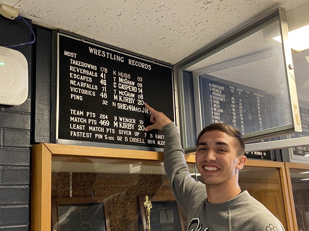 Falcon Review tweet media