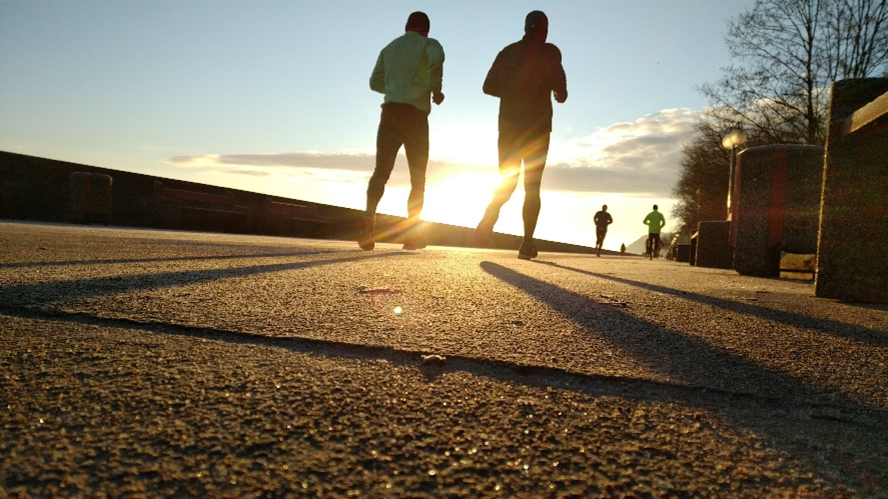 Running Through (@_runningthrough) on Twitter photo Researchers at the <a href="/UniofNottingham/">Uni of Nottingham #WeAreUoN</a> are looking at the factors that influence injuries in the running community. Visit link in the bio to learn more & take part. #runners #StockholmMarathon #CorkCityMarathon <a href="/docandrewmurray/">Andrew Murray</a> Researchers at the <a href="/UniofNottingham/">Uni of Nottingham #WeAreUoN</a> are looking at the factors that influence injuries in the running community. Visit link in the bio to learn more & take part. #runners #StockholmMarathon #CorkCityMarathon <a href="/docandrewmurray/">Andrew Murray</a>