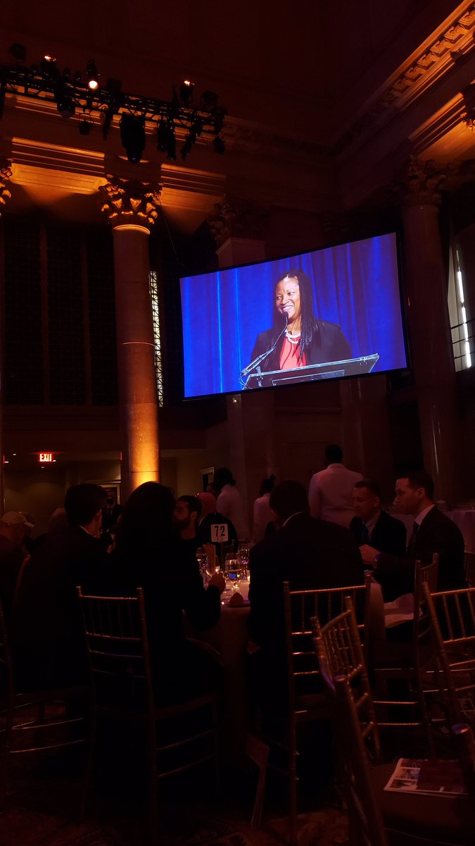 aiaqueens's tweet photo. Congratulations @CenterForArch on a wonderful event. We had the pleasure of meeting our new @AIANational EVP/CEO Lakisha Woods and are encouraged by her words. 

Congratulations to all the honorees and award recipients #AIANY https://t.co/jTm9jax92c