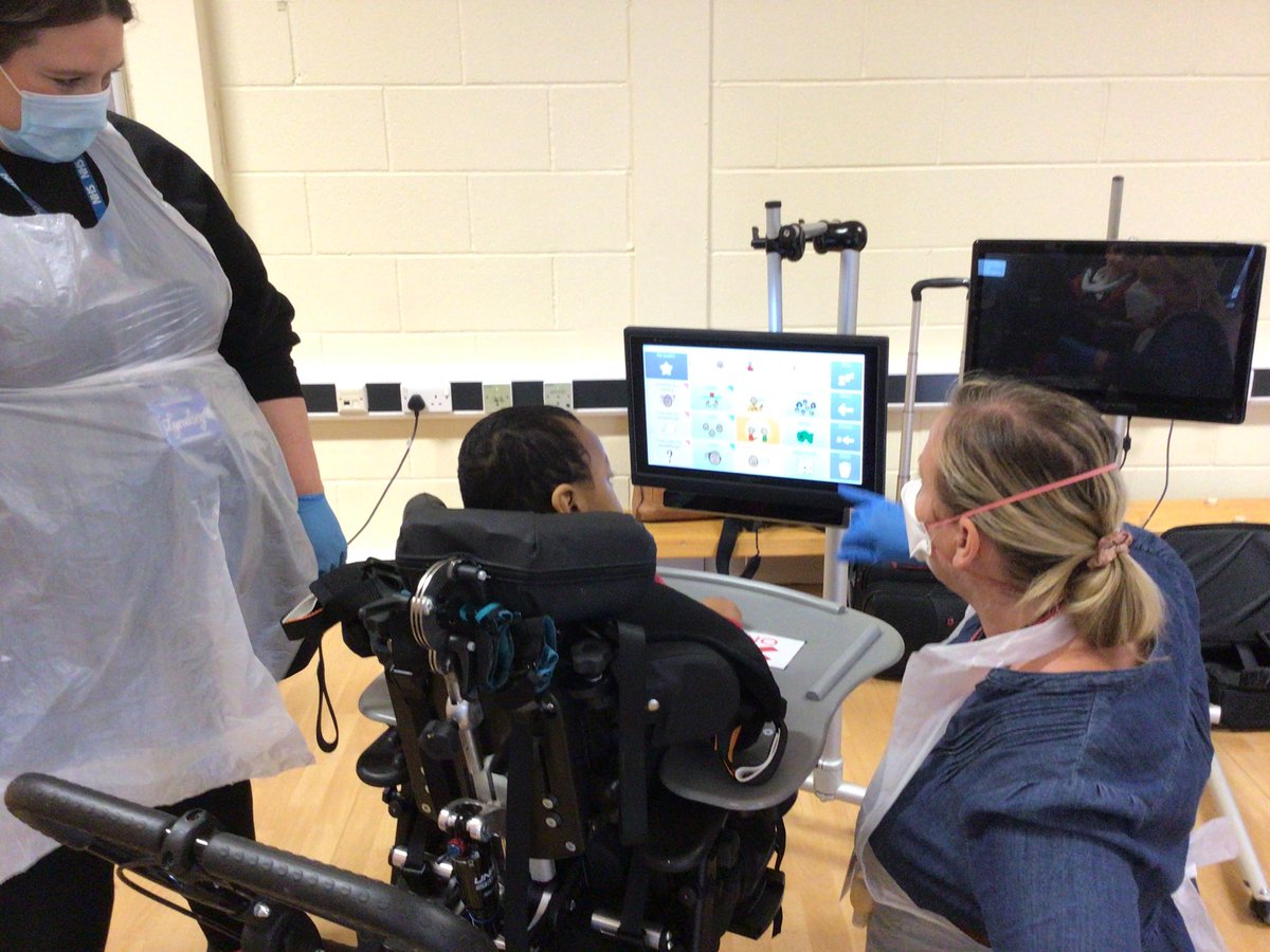 Huge thank you to <a href="/ThinkSmartbox/">Smartbox</a> for joining us this morning with latest #eyegaze technology - the children  excitedly used the switch and eyegaze activated devices with ease, amazing!!🤩#AVoiceForEveryone #AAC