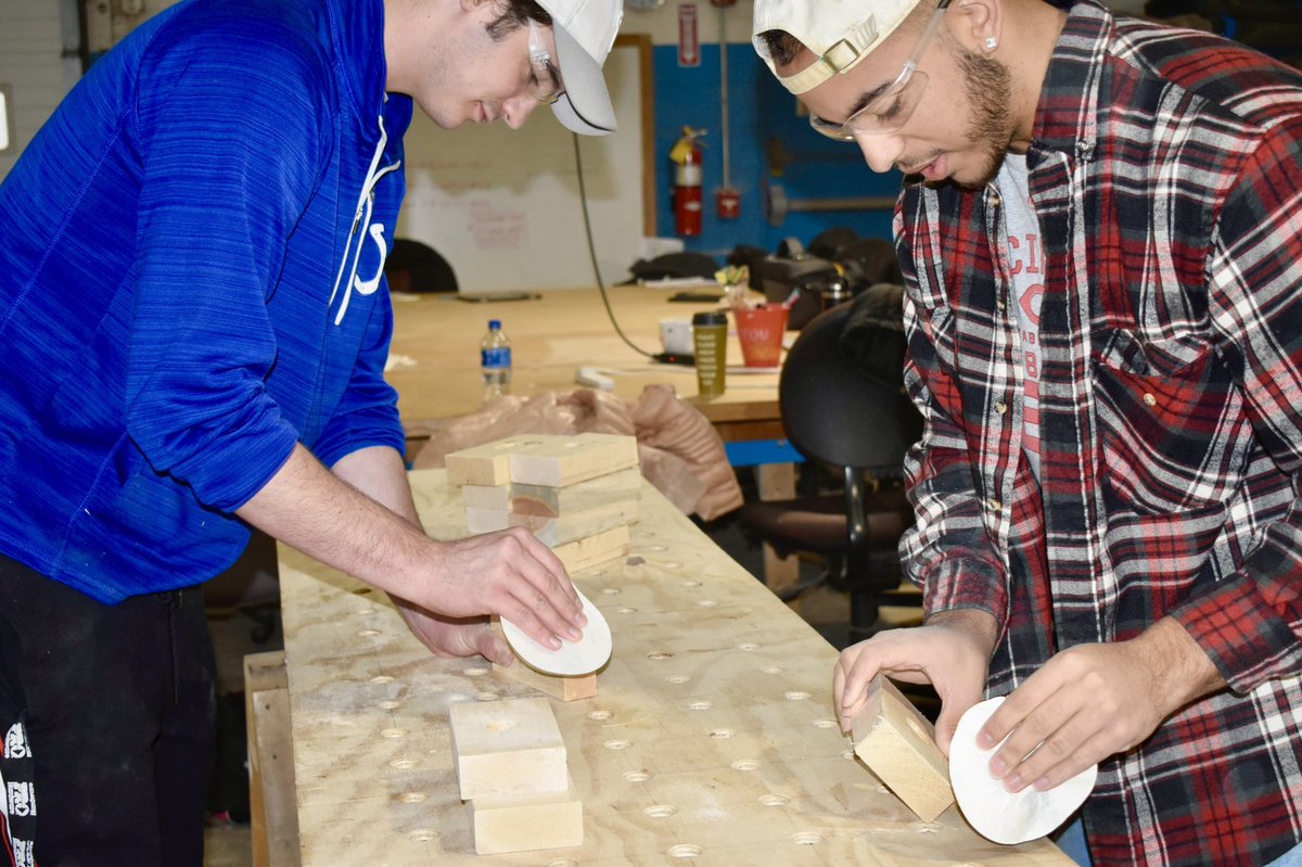 lettermanlearn's tweet photo. From researching and prototyping to creating physical materials and models, DLLE’s first project team set the tone for what future cohorts have been able to imagine and accomplish through this immersive learning experience. #storytelling #art #technology https://t.co/pLDt6a4Jok