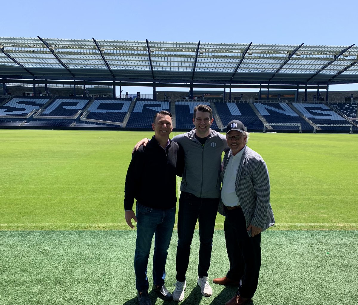 We spent some time with @Blake_Lawrence today as @opendorse announced a new strategic partnership with @Learfield . Thanks for stopping by Kansas City before this week’s NFL draft. One team, one dream! 🚀🏈👊🏻 #Flyover #entrepreneur #grind #sportstech lnkd.in/d86Da5_y