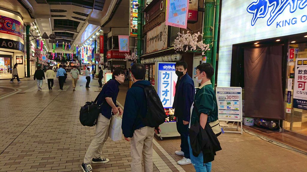 9zz6's tweet photo. 記憶ない奴の立ち角度と記憶ない奴の目つき悲しみのGWスタート https://t.co/ilVgKLNwyv