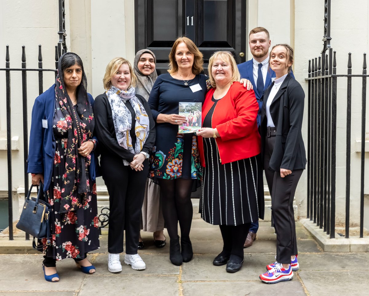 We were delighted to launch our Changing Lives report at No. 11 #DowningStreet yesterday! 

The report highlights the positive social and economic impact that Wentworth Woodhouse's regeneration is having on the people of #SouthYorkshire

Read it here: bit.ly/3MCQQ8l