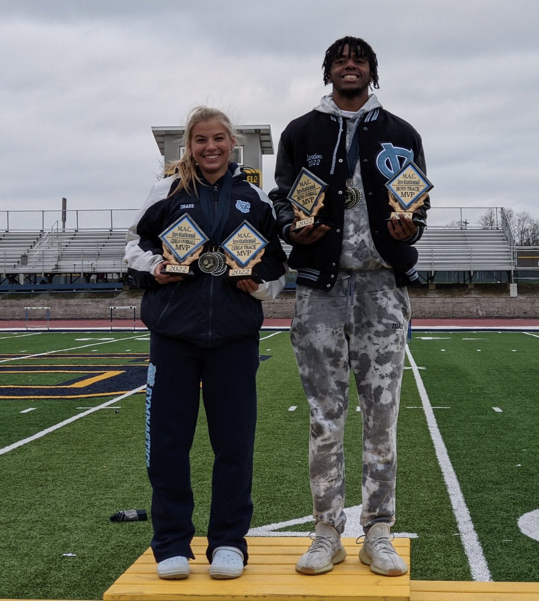 Back up the 🚚for more 🥇hardware these 2 Warriors <a href="/PaigeDrake12/">Paige Drake</a> <a href="/DonovanStaxs/">Donovan Jones</a> were dominate at MAC event!
Both were 🥇in the 100 &amp; 200, anchored their 4x100 teams to a 🥇finish, and 2nd (Paige)&amp; 4th place (Donovan) in LJ!
🔥