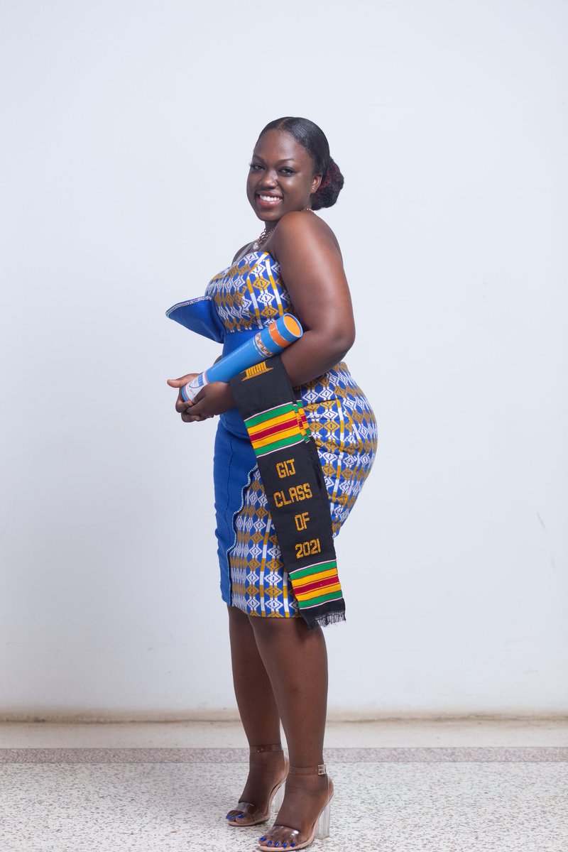 sakyibeaofori1's tweet photo. A week ago, I bagged my first degree ❤ Grateful to God 🙏👩‍🎓 https://t.co/LuzC5cgvyE
