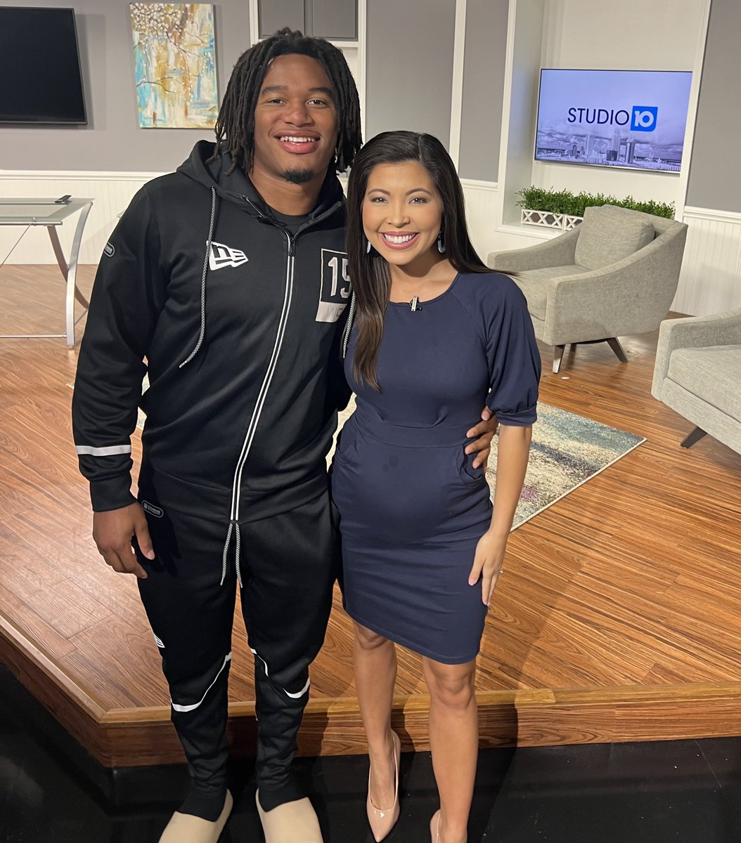Less than 10 years ago we were walking the halls at <a href="/SaralandSchools/">SaralandCitySchools</a> and now Velus is waiting for his name to be called in the <a href="/NFLDraft/">NFL Draft</a>. So thankful to have him on the show this morning to talk about his experience and how he is feeling about the weekend ahead. 

Go <a href="/VelusJr/">Velus Jones Jr.⚡️</a> go!