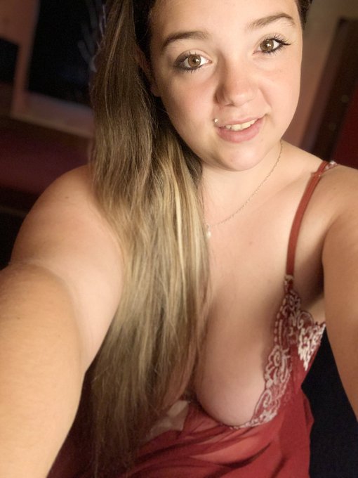 Im Leben geht es nicht immer nur um das Aussehen eines Menschen ! 🙂👍🏻 #kimberlycaprice #camgirl #amateurgirl<a href="/tag/camgirl"class="tags"><span>#camgirl</span></a><a href="/tag/amateurgirl"class="tags"><span>#amateurgirl</span></a><a href="/tag/kimberlycaprice"class="tags"><span>#kimberlycaprice</span></a>