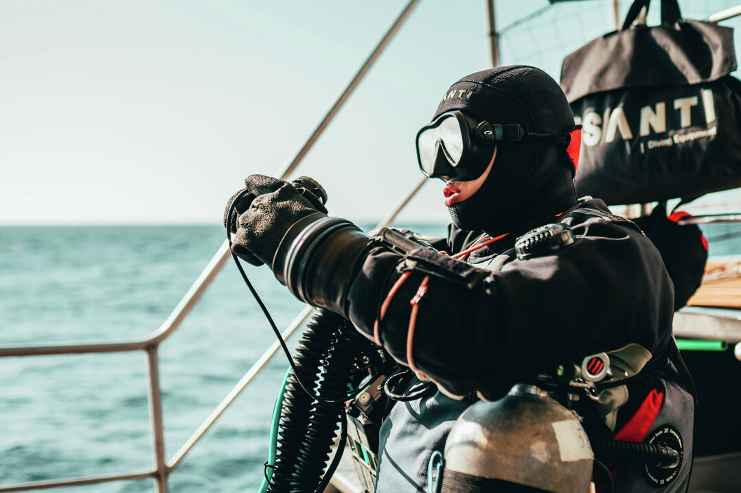 divesoft's tweet photo. Meet our #CCRLiberty instructors!
Tomek Ramutkowski is our instructor from Poland. He has been a diving instructor since 2011 and runs the Deepbusters diving center. He's a passionate wreck diver and a founder of Wreckbusters Jastarnia.
EN video: https://t.co/Qq4gQnR0a8 https://t.co/h1mqIvCljD