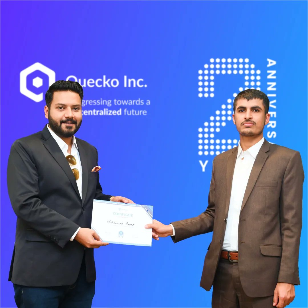 QueckoI's tweet photo. Some moments of happiness, awards🏆, and appreciation.

Nothing is more valuable than keeping employees appreciated and valued and that is what we did at our 2nd anniversary celebrations with the Quecko family👏🎉

#awardsforexcellence #achievements #companyanniversary https://t.co/XeA2IH57Oj