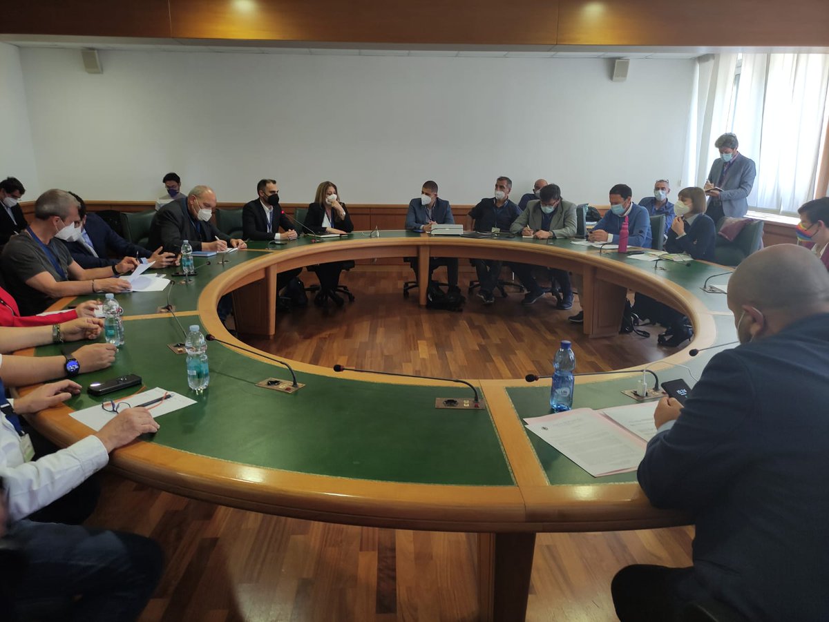 No alla chiusura dello stabilimento #Leonardo a #Pomezia,le dichiarazioni del Sindaco Zuccalà: "Continuerò a chiedere la convocazione di un tavolo tecnico con il Ministero dell'Economia e delle Finanze che detiene il 30% delle quote societarie. Sempre dalla parte dei lavoratori”.