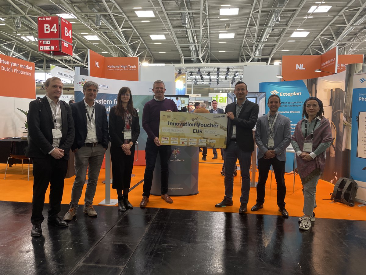 PhotonDelta (@photondelta) on Twitter photo Congratulations to <a href="/PilotPhotonics/">Pilot Photonics</a> for obtaining the #OIP4NWE voucher of up to 50K innovation support! The voucher enables them to further develop their tunable laser to enable a high temperature cooler-free operation. 🌡️ #interreg <a href="/TUeindhoven/">TU Eindhoven</a> <a href="/BzhP/">Photonics Bretagne</a> Congratulations to <a href="/PilotPhotonics/">Pilot Photonics</a> for obtaining the #OIP4NWE voucher of up to 50K innovation support! The voucher enables them to further develop their tunable laser to enable a high temperature cooler-free operation. 🌡️ #interreg <a href="/TUeindhoven/">TU Eindhoven</a> <a href="/BzhP/">Photonics Bretagne</a>